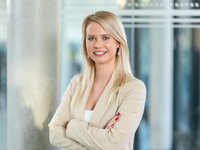 Firmenkunden - Frau Feustel